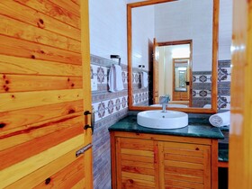 Elegance Retreat