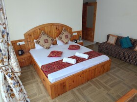 Elegance Retreat