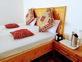 Elegance Retreat