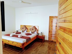 Elegance Retreat