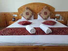 Elegance Retreat