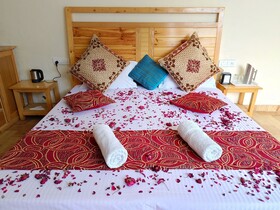 Elegance Retreat