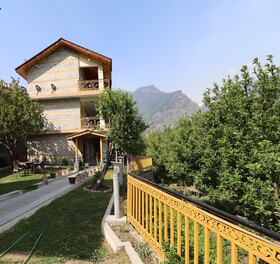 Gezellig Inn Golden Apple