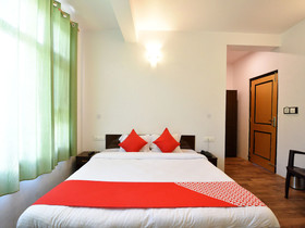 Heaven On Earth by OYO Rooms