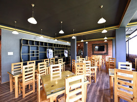 Heaven On Earth by OYO Rooms