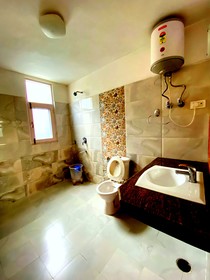 Hipostel Manali