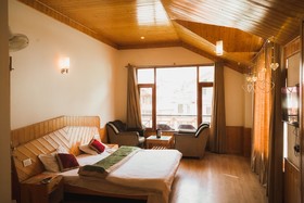 Hipostel Manali