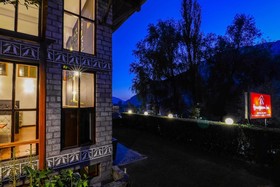 Honeymoon Inn Manali