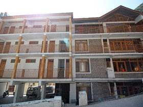 Hotel Bhrigu