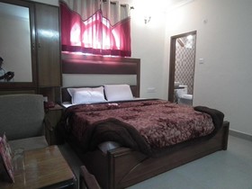 Hotel Crystal