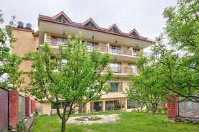 Hotel Grand Oasis