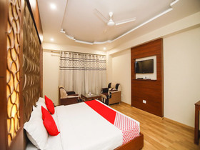 Hotel Grand Sm Regency by OYO Rooms