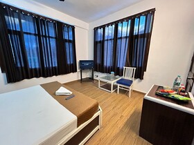 Hotel Manali Palace