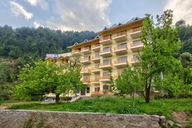 Hotel Tejas Manali by Ptw Hotels