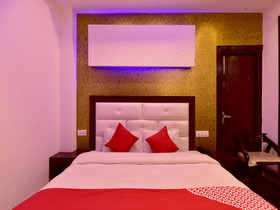Hotel Whispering River by OYO Rooms