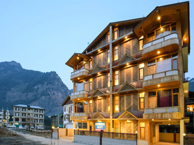 Mountain Nest
