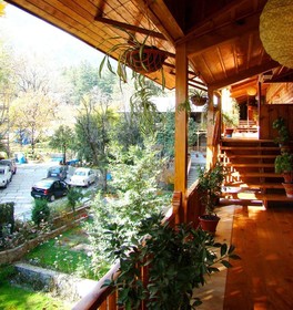 Negi's Hotel Mayflower