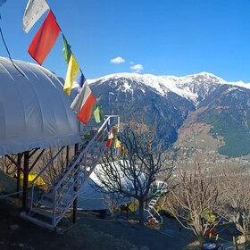 Nirvana Hamta Retreat