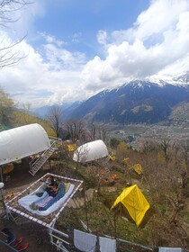 Nirvana Hamta Retreat
