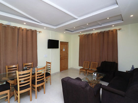 OYO Home 14011 Nature View Wooden Stay