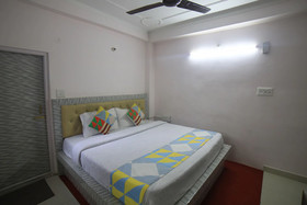 OYO Home 18419 Cozy Stay