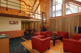 Renest River Country Resort, Manali
