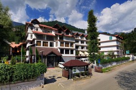 Renest River Country Resort, Manali
