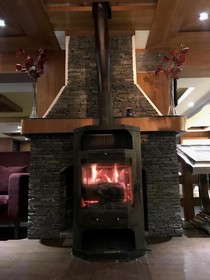 Renest River Country Resort, Manali