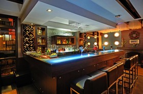Renest River Country Resort, Manali