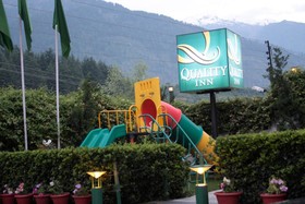 Renest River Country Resort, Manali