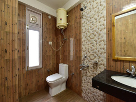 Radhika Cottage by OYO Rooms