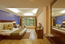 Royal Park Resort