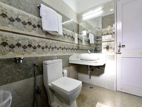 Satyam Paradise by OYO Rooms