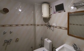 Shreshtam Lakhnpal Resort