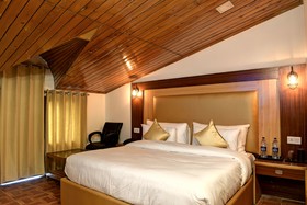Signature Manali