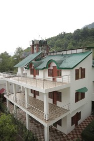 Signature Manali
