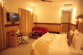 Signature Manali