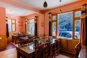 Sissu Regency by Fabhotel