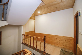 Snow Hills by OYO Rooms