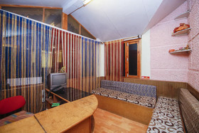 Snow Hills by OYO Rooms