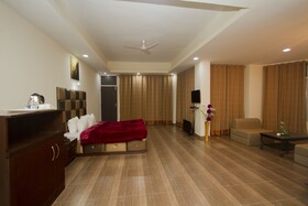 Snow Touch Resort By Sriniwasa Hotels