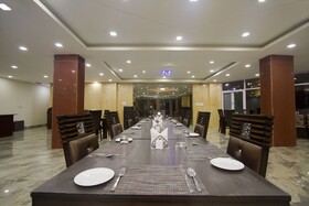 Snow Touch Resort By Sriniwasa Hotels