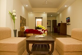 Snow Touch Resort By Sriniwasa Hotels