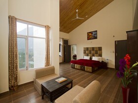 Snow Touch Resort By Sriniwasa Hotels