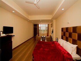 Snow Touch Resort By Sriniwasa Hotels