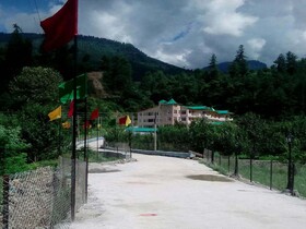 Snow Touch Resort By Sriniwasa Hotels