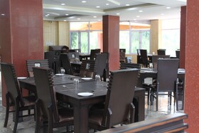 Snow Touch Resort By Sriniwasa Hotels