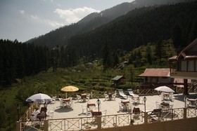 Snow Valley Resorts