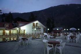 Snow Valley Resorts
