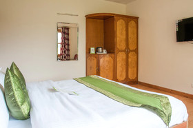 Wood Stock Inn by Treebo Hotels